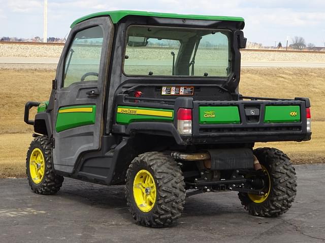 Image of John Deere XUV 835R equipment image 3