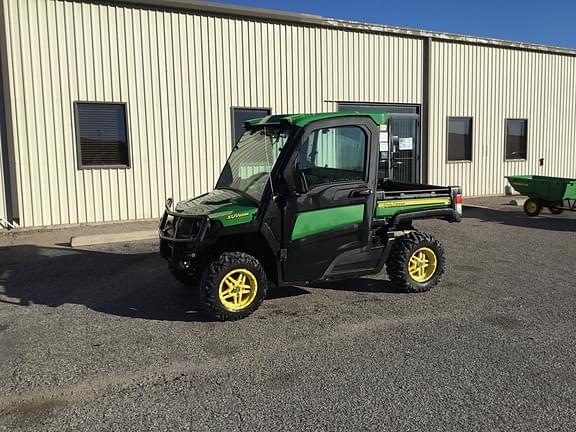 Image of John Deere XUV 835R equipment image 4