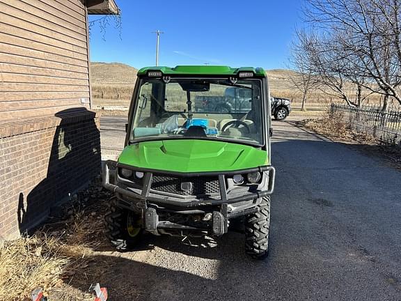 Image of John Deere XUV 835R equipment image 1