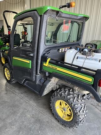 Image of John Deere XUV 835R equipment image 4