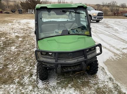 Image of John Deere XUV 835R equipment image 2