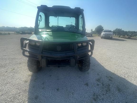 Image of John Deere XUV 835R equipment image 1