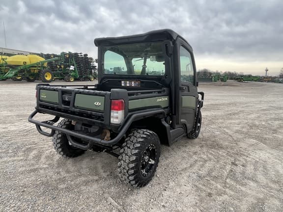 Image of John Deere XUV 835R equipment image 4