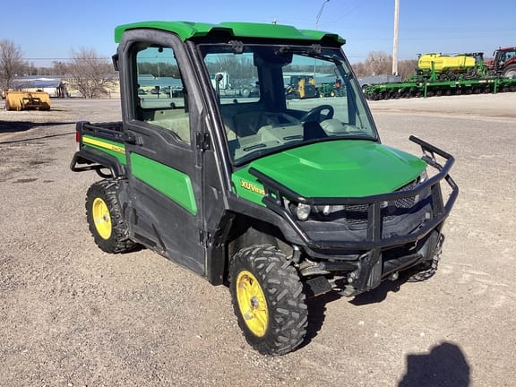 Main image John Deere XUV 835R