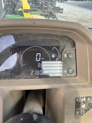 Image of John Deere XUV 835R equipment image 3