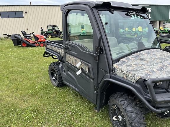 Image of John Deere XUV 835R equipment image 2