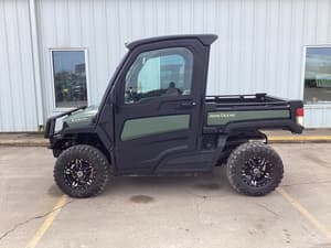 2019 John Deere XUV 835R Image