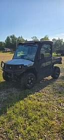 2019 John Deere XUV 835R Image