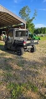 Image of John Deere XUV 835R equipment image 4