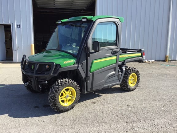 Main image John Deere XUV 835R