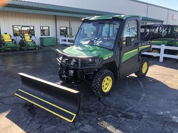 Main image John Deere XUV 835R