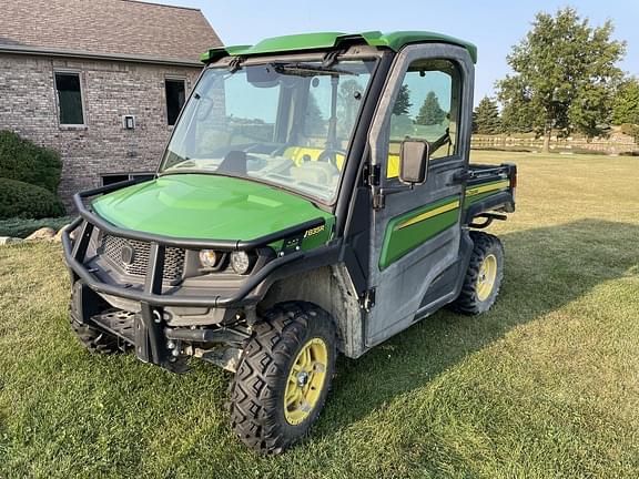 Image of John Deere XUV 835R equipment image 2