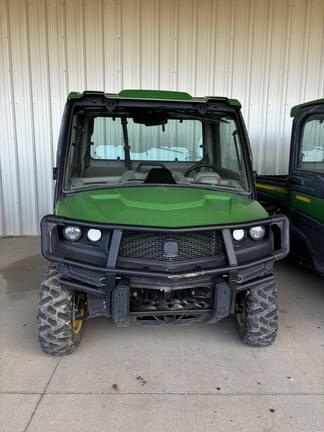 Image of John Deere XUV 835R equipment image 1
