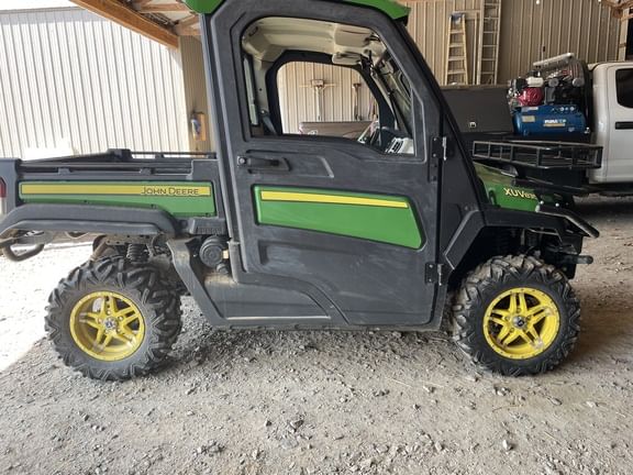 Main image John Deere XUV 835R