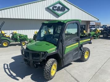 Main image John Deere XUV 835R