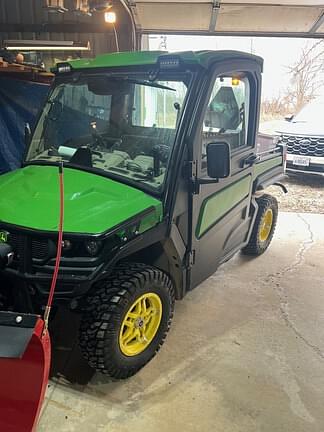 Image of John Deere XUV 835R Primary image