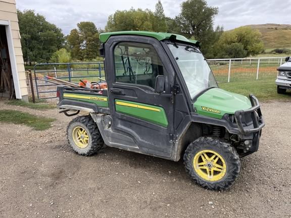 Image of John Deere XUV 835R equipment image 3