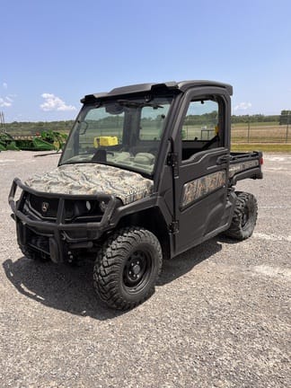 Main image John Deere XUV 835R