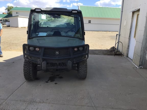 Main image John Deere XUV 835R