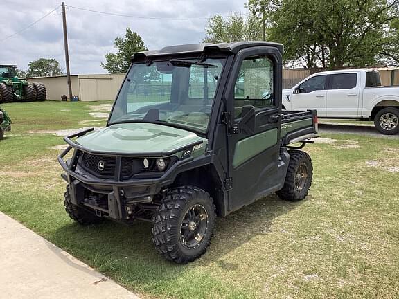 Image of John Deere XUV 835R equipment image 2