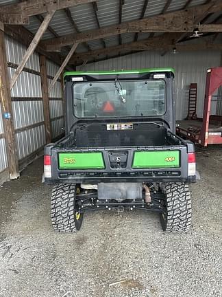 Image of John Deere XUV 835R equipment image 4