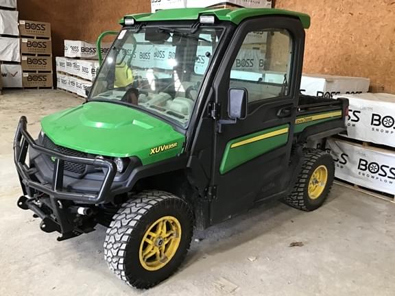Image of John Deere XUV 835R Primary image