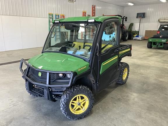 Image of John Deere XUV 835R Primary image
