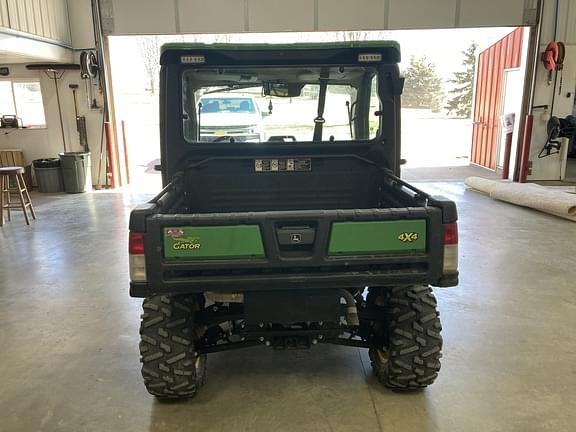Image of John Deere XUV 835R equipment image 2