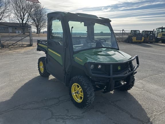 Image of John Deere XUV 835R equipment image 3