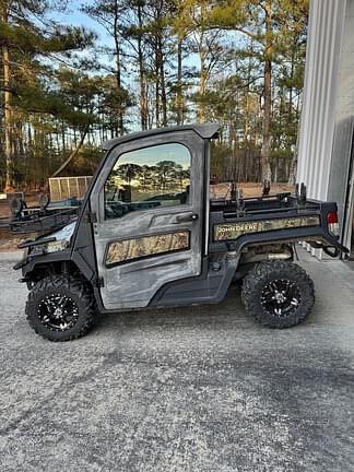 Image of John Deere XUV 835R equipment image 3