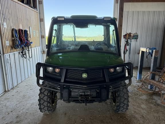 Image of John Deere XUV 835R equipment image 2