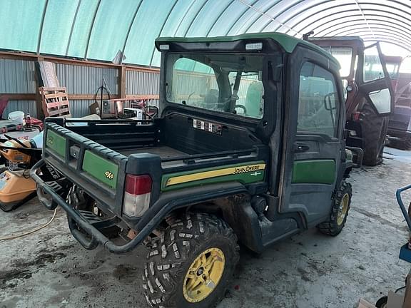 Image of John Deere XUV 835R equipment image 3