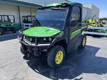 Main image John Deere XUV 835R