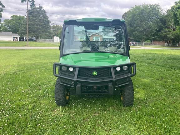 Image of John Deere XUV 835R equipment image 4