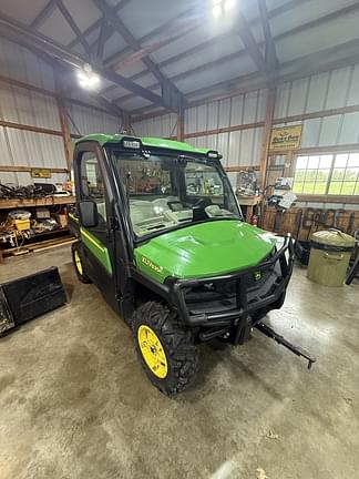 Image of John Deere XUV 835R Primary image