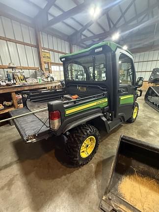 Image of John Deere XUV 835R equipment image 2