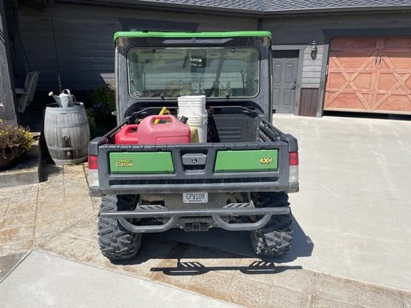 Image of John Deere XUV 835R equipment image 2