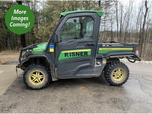2019 John Deere XUV 835R Equipment Image0