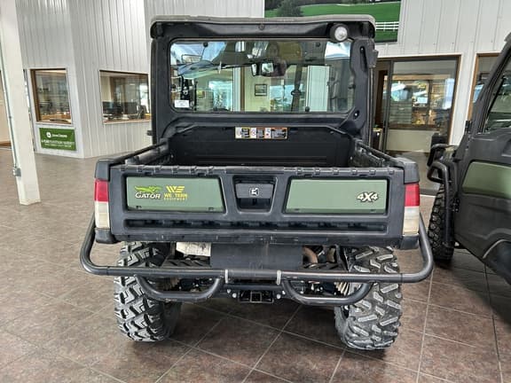 Image of John Deere XUV 835R equipment image 3