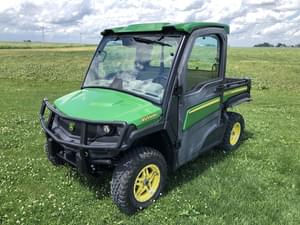 2019 John Deere XUV 835R Image