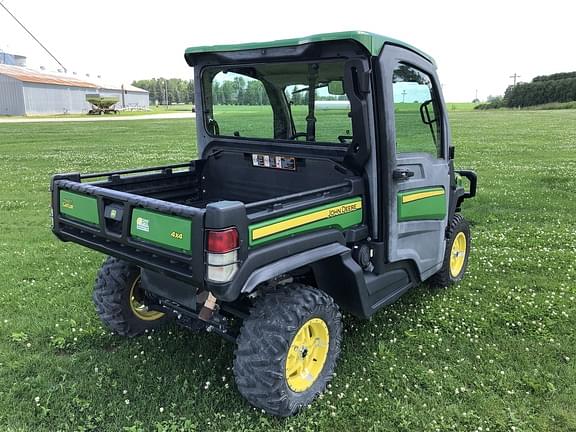 Image of John Deere XUV 835R equipment image 3