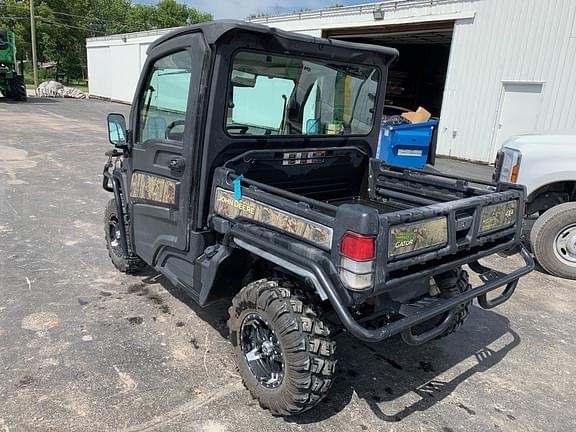 Image of John Deere XUV 835R equipment image 2