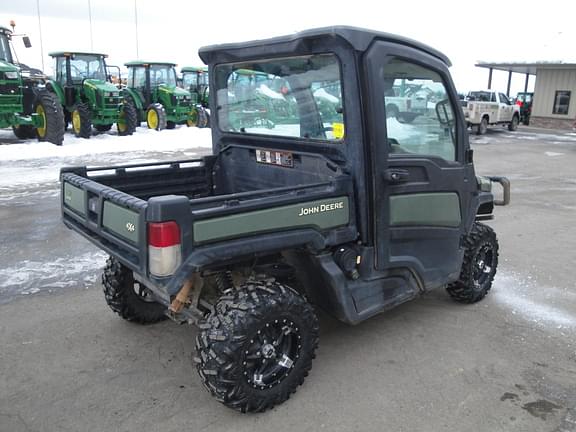 Image of John Deere XUV 835R equipment image 3