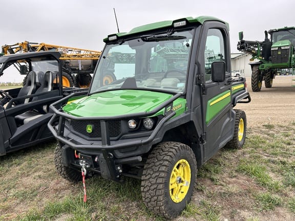 Main image John Deere XUV 835R