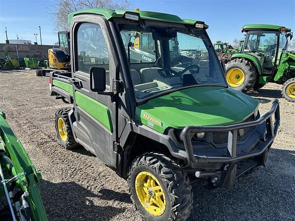 Image of John Deere XUV 835R equipment image 1