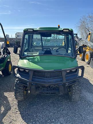 Image of John Deere XUV 835R equipment image 3