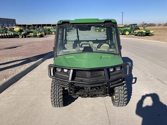 Image of John Deere XUV 835R equipment image 2