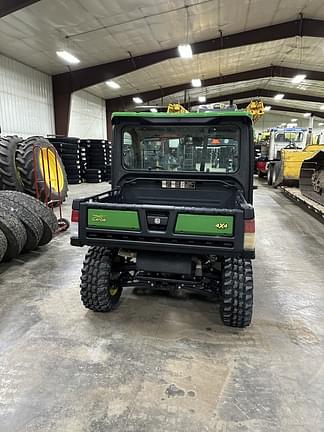 Image of John Deere XUV 835R equipment image 3