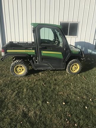 Image of John Deere XUV 835R equipment image 1