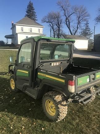 Image of John Deere XUV 835R equipment image 4